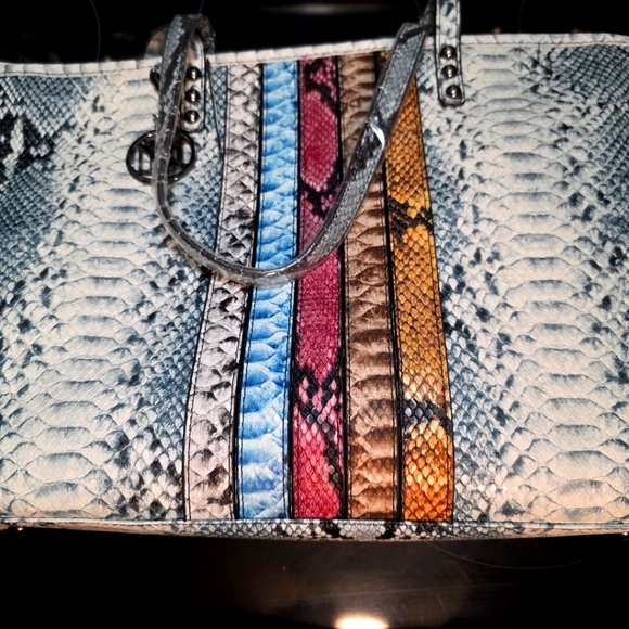Handbags - Studio Badgley Mischka Snakeskin Women's Tote
